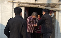 “天寒人心暧、职企一家亲”—成武县suncitygroup燃气公司领导“送温暖”慰问困难职工家属